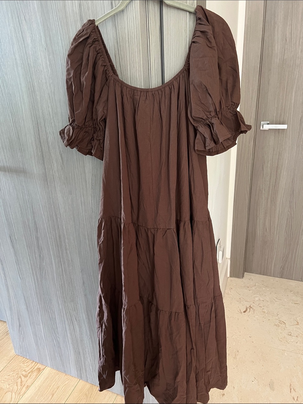 NWT REVOLVE Australia SHOWPO Zaharrah tiered midi dress US 6 chocolate brown - Picture 4 of 11